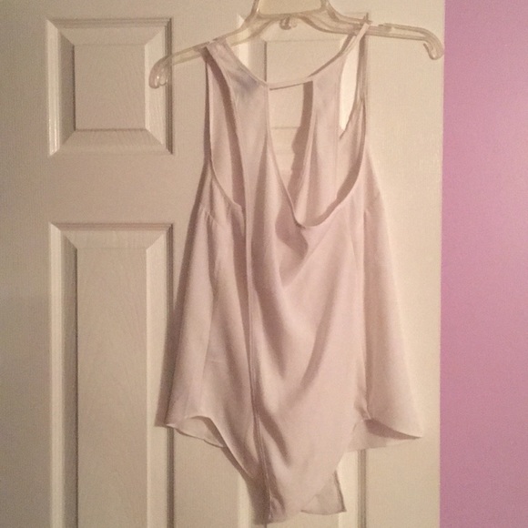 White open back tank - Picture 2 of 2